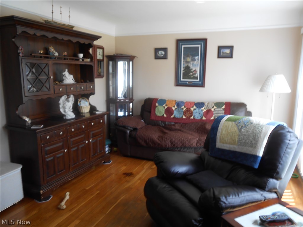 31425 Wellner Road Willowick, OH 44095 - Photo 8 of 20