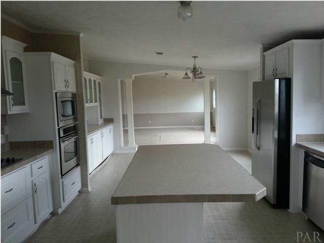 8438 Co Road DeFuniak Springs, FL 32433 - Photo 3 of 13 Gallery Image 3