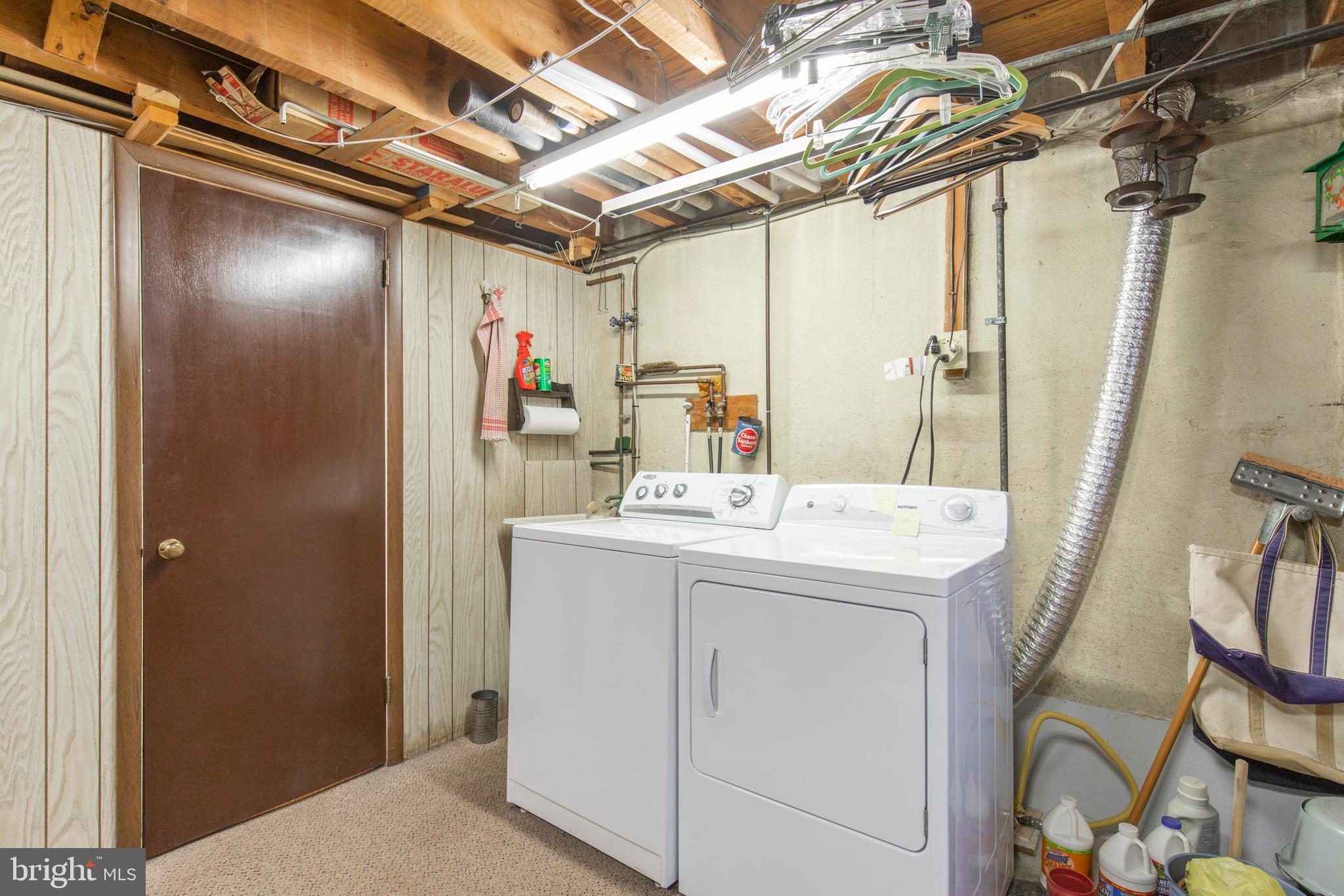 722 Sheffield Drive Springfield, PA 19064 - Photo 22 of 37 Laundry area