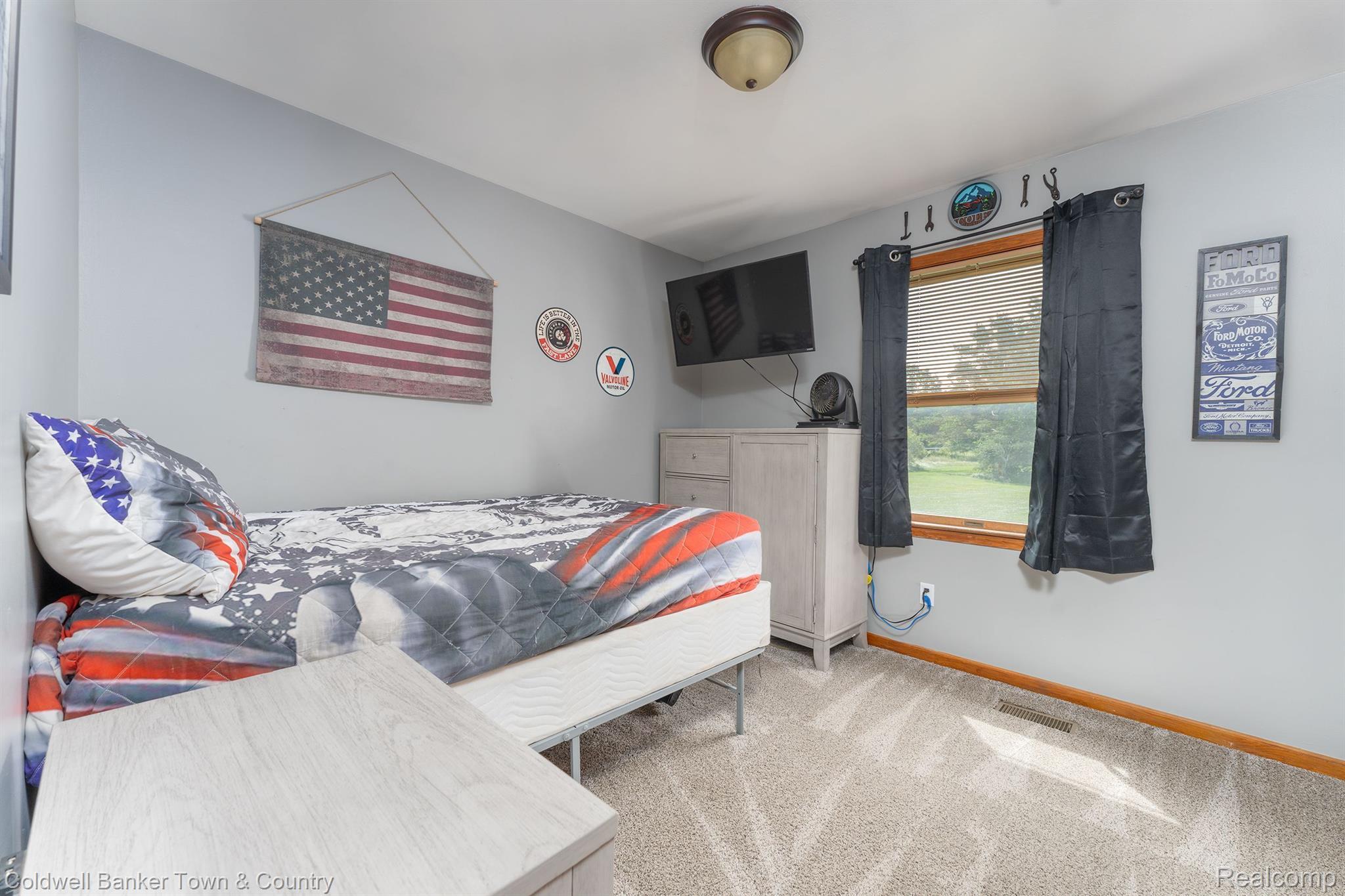 5778 Lange Road Howell, MI 48843 - Photo 14 of 29 Bedroom 1