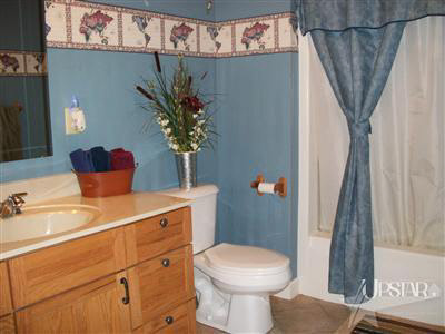 10443 North Meridian Road Roanoke, IN 46783 - Photo 15 of 29 Gallery Image 15