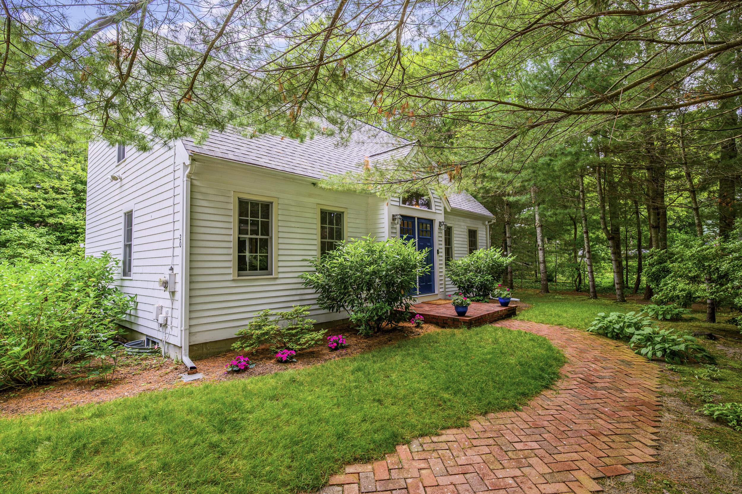 20 Shannon Way Centerville, MA 02632 - Photo 38 of 39 Front2