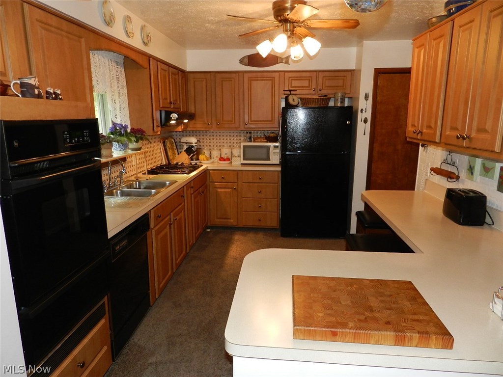 17424 Howe Road Strongsville, OH 44136 - Photo 11 of 34