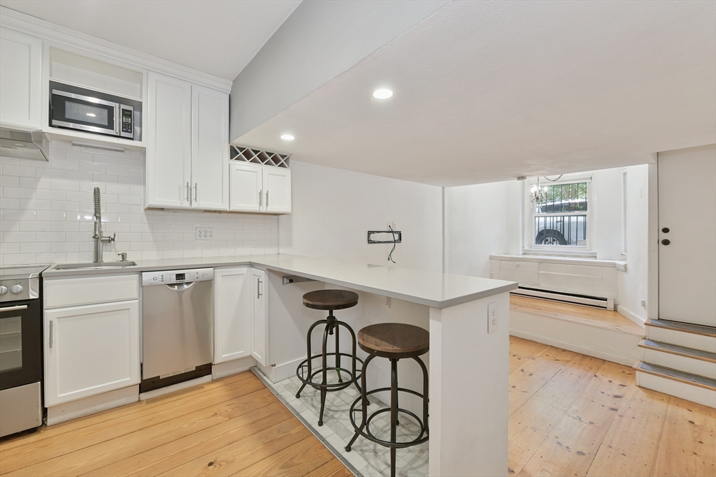 15 St George Street, Unit 1 Boston, MA 02118 - Photo 1 of 15
