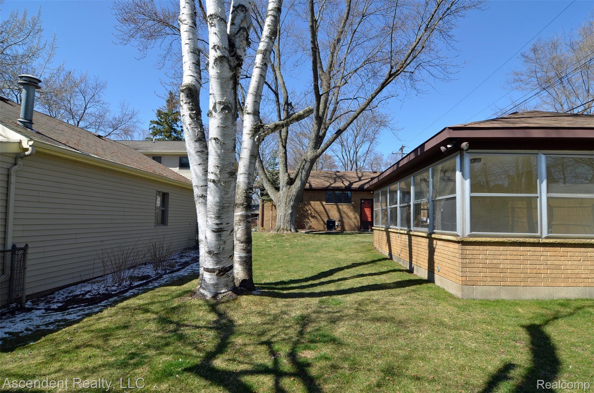 111 South Helen Avenue Rochester, MI 48307 - Photo 25 of 28 View from rear yard behind garage toward house.JPG