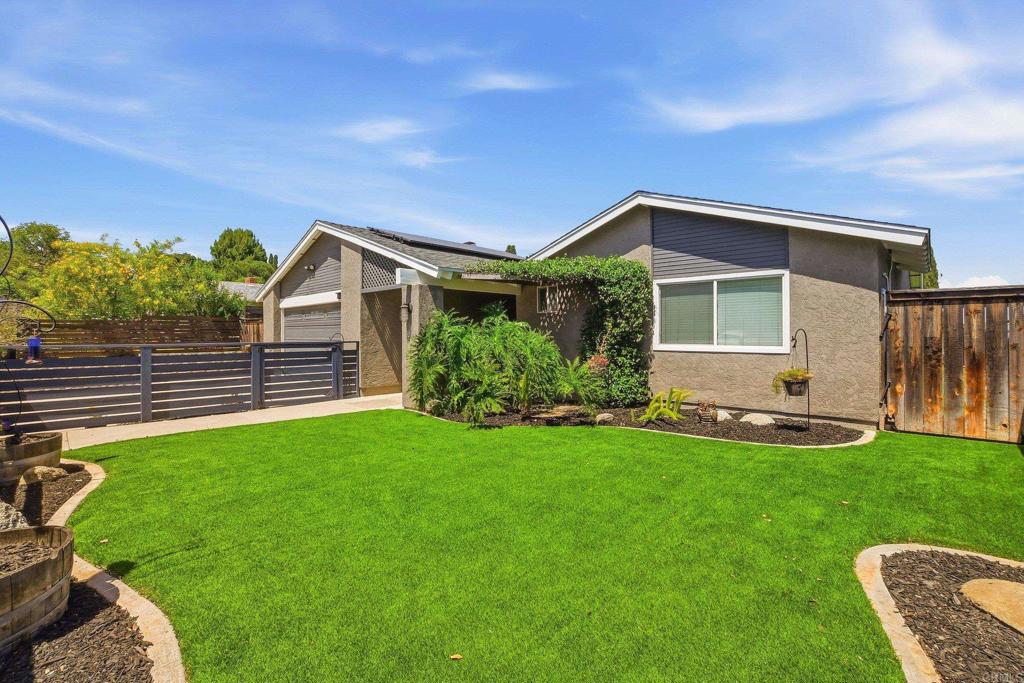 10029 Via Leslie Santee, CA 92071 - Photo 32 of 38