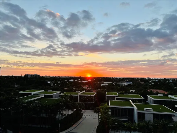 $23,500 | 350 Ocean Drive, Unit 1105N, Key Biscayne, FL 33149