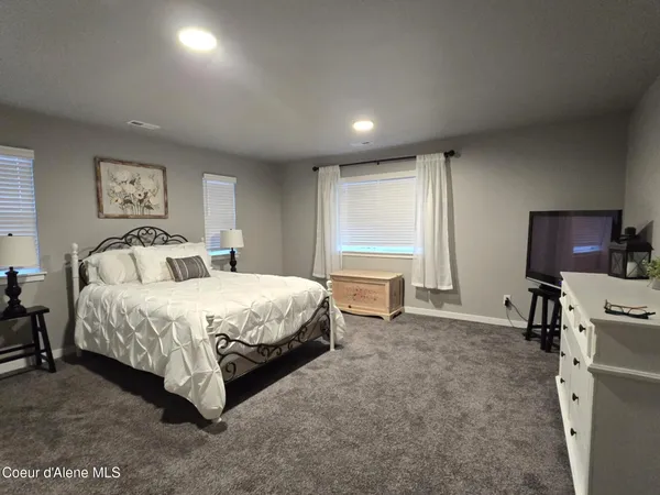 $574,900 | 5627 West Gumwood Circle, Post Falls, ID 83854