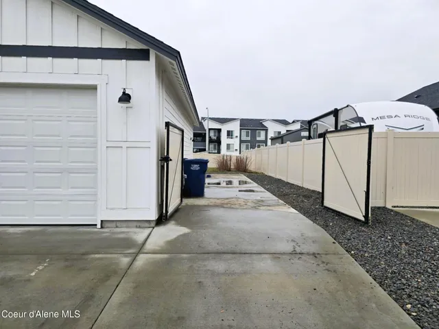 $574,900 | 5627 West Gumwood Circle, Post Falls, ID 83854