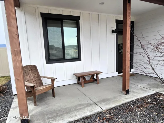 $574,900 | 5627 West Gumwood Circle, Post Falls, ID 83854