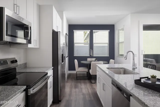 $2,445 | 9117 North 181st Avenue, Unit 85, Waddell, AZ 85355