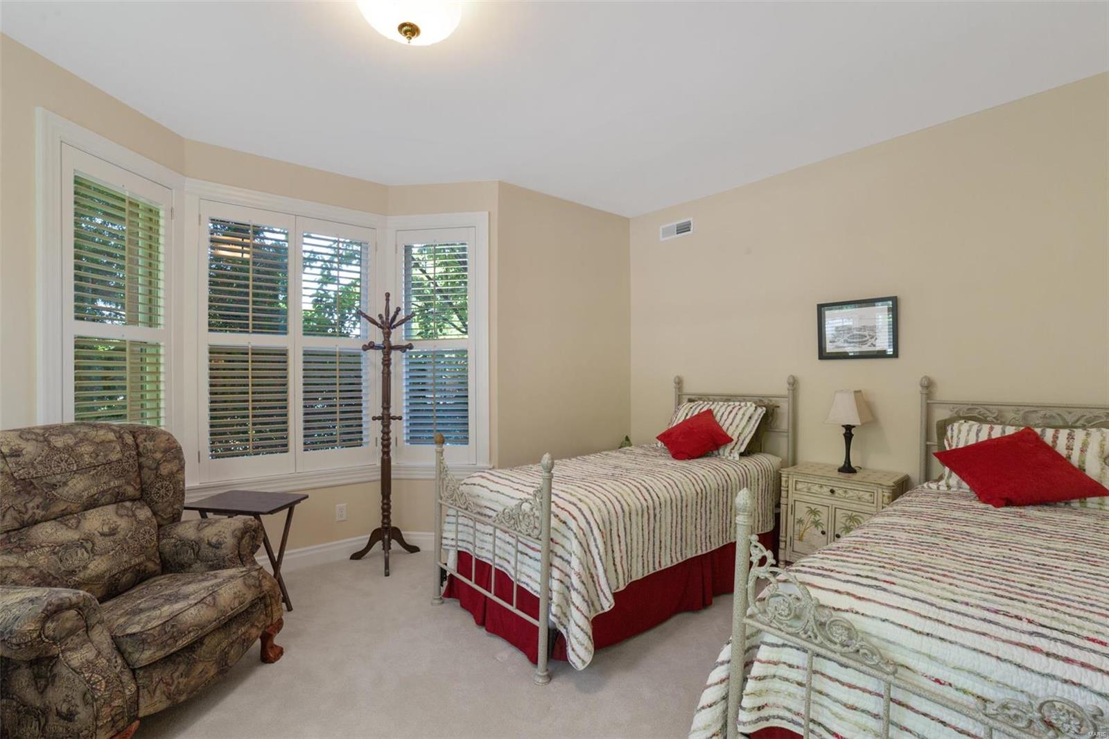750 South Hanley Road, Unit 160 St. Louis, MO 63105 - Photo 13 of 19 Gallery Image 13