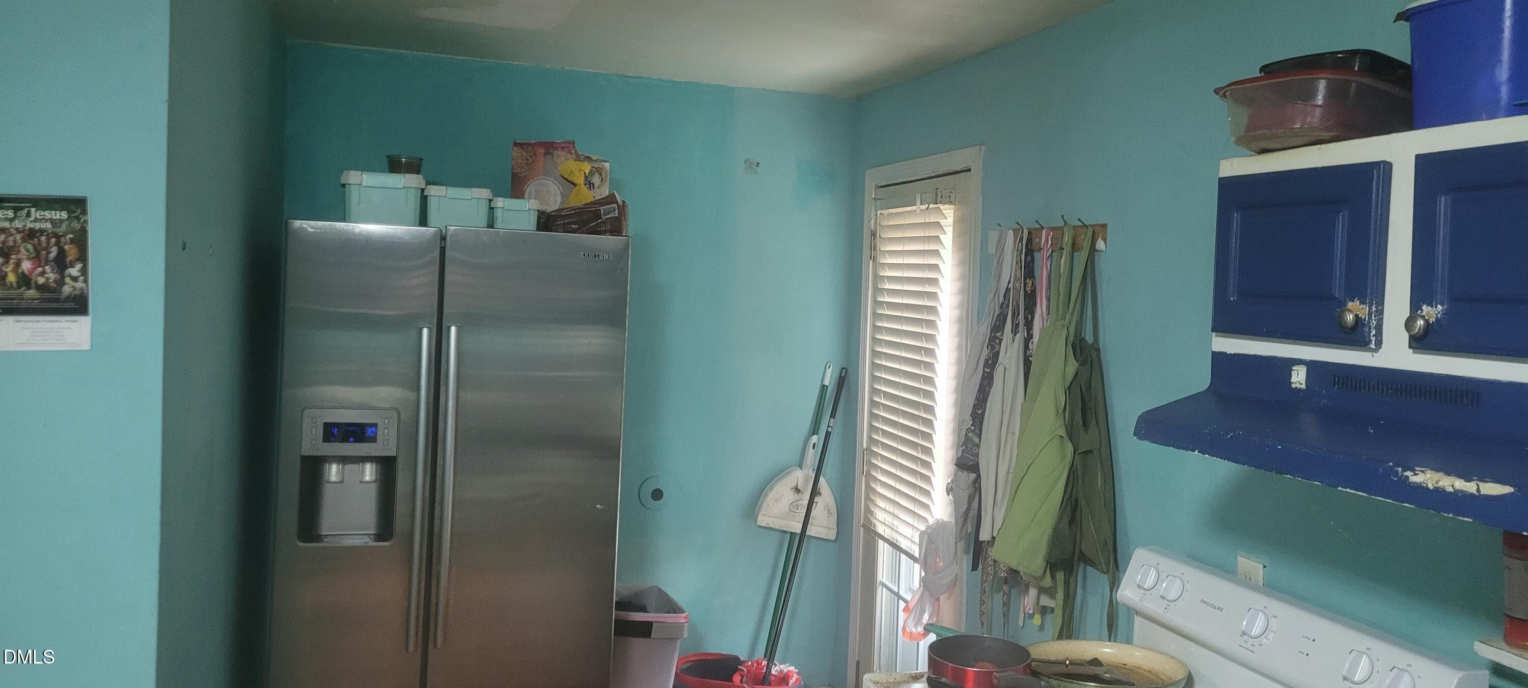 217 Heck Street Raleigh, NC 27601 - Photo 9 of 22 a close view of closet