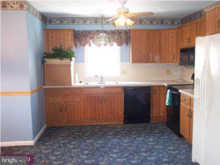 35 Flint Ridge Drive Reading, PA 19607 - Photo 3 of 6