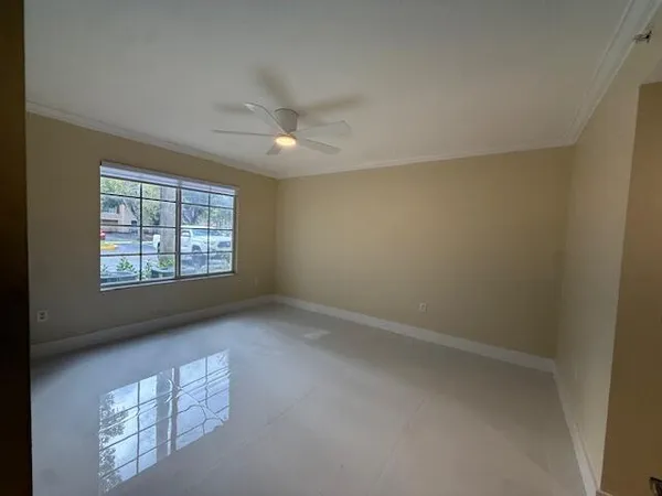 a view of house with a yard