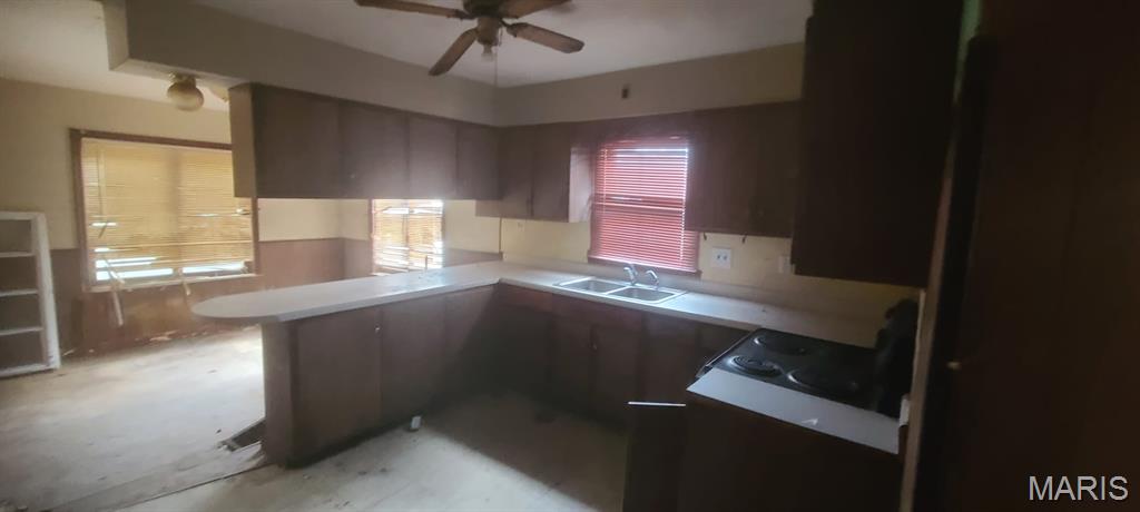 8027 Aline Avenue Berkeley, MO 63134 - Photo 11 of 19