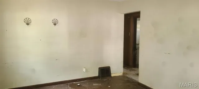 $52,500 | 8027 Aline Avenue, Berkeley, MO 63134