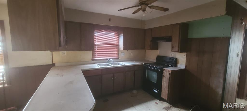 8027 Aline Avenue Berkeley, MO 63134 - Photo 9 of 19