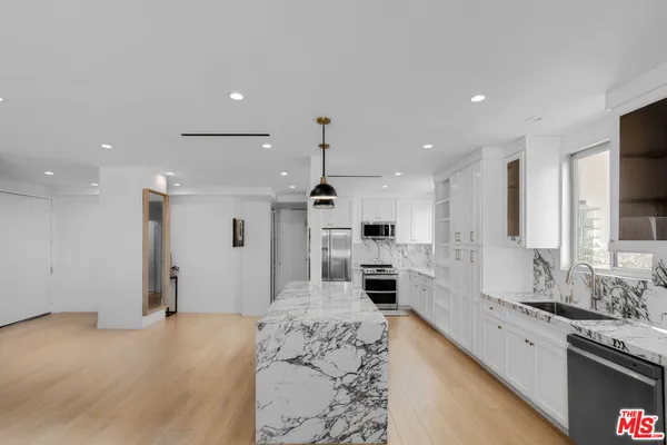 $6,750 | 100 South Doheny Drive, Unit 805, Los Angeles, CA 90048