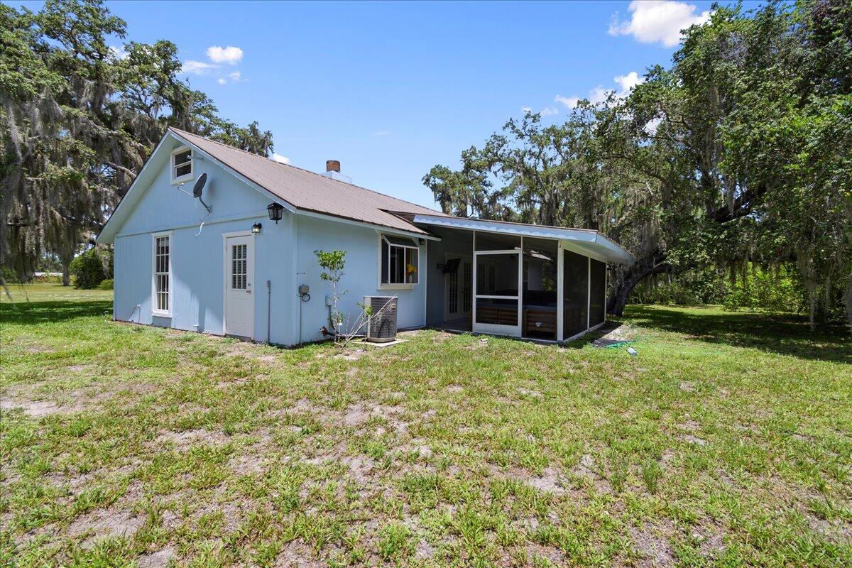 8951 Southwest Fox Brown Road Indiantown, FL 34956 - Photo 7 of 34 Backyard