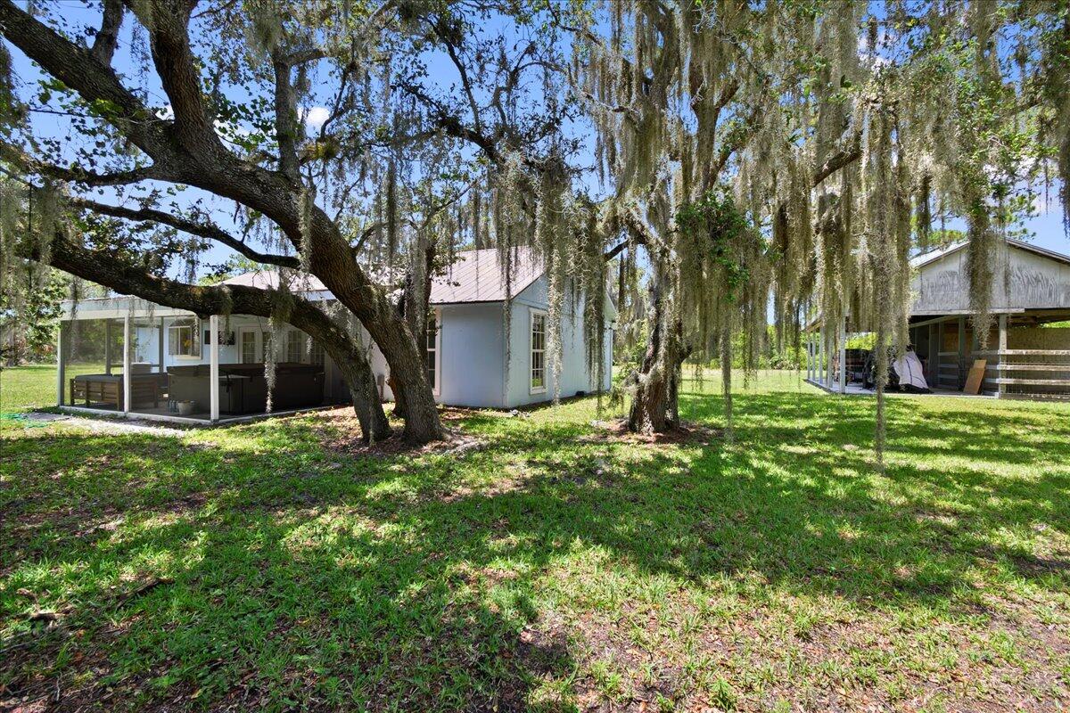 8951 Southwest Fox Brown Road Indiantown, FL 34956 - Photo 8 of 34 16-JLC_8277