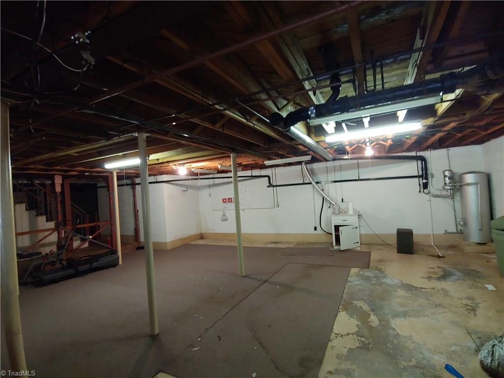 204 Wicklow Road Winston-Salem, NC 27106 - Photo 17 of 24 Gallery Image 17