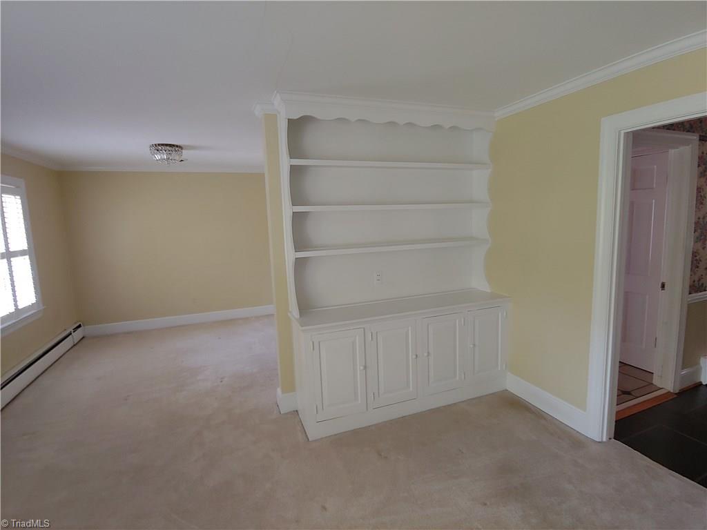 204 Wicklow Road Winston-Salem, NC 27106 - Photo 5 of 24 Gallery Image 5