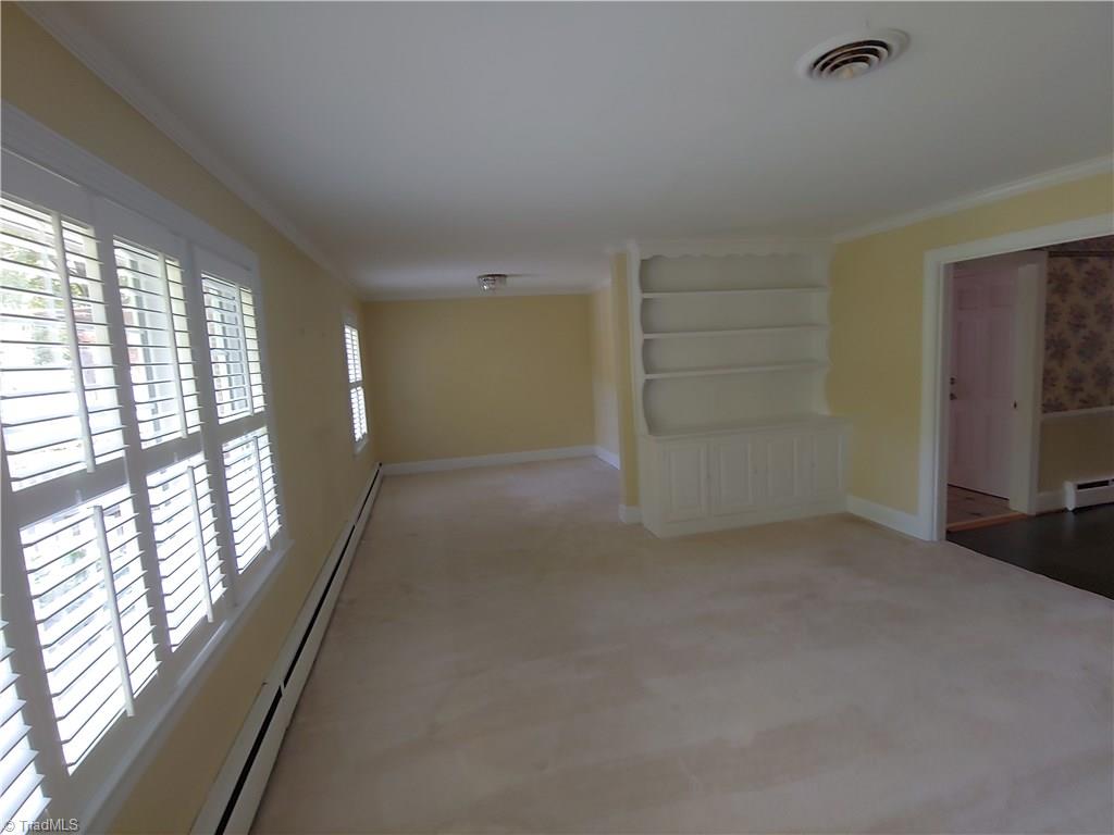 204 Wicklow Road Winston-Salem, NC 27106 - Photo 6 of 24 Gallery Image 6