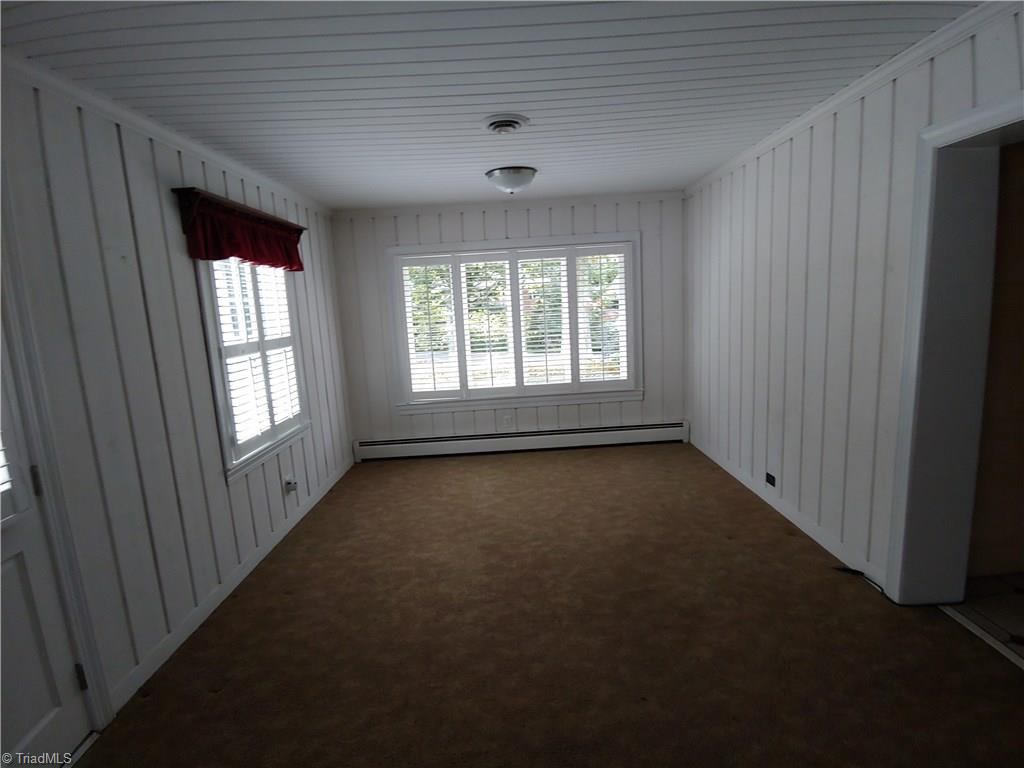 204 Wicklow Road Winston-Salem, NC 27106 - Photo 9 of 24 Gallery Image 9