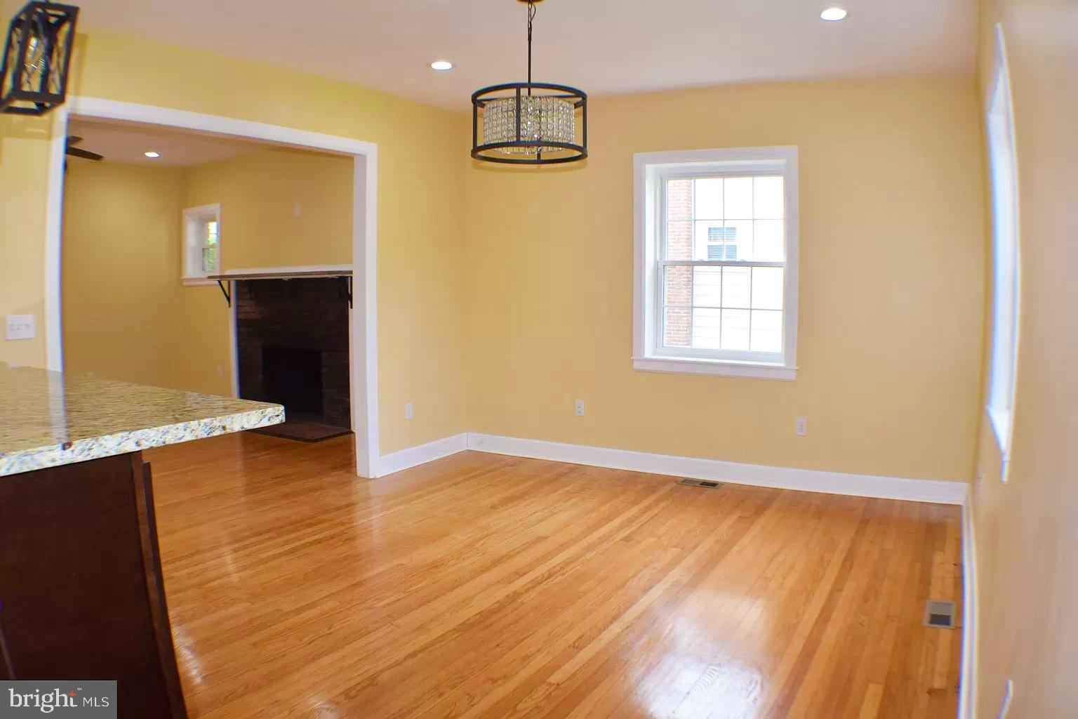 3611 Edgewood Road Baltimore, MD 21215 - Photo 8 of 33 Gallery Image 8