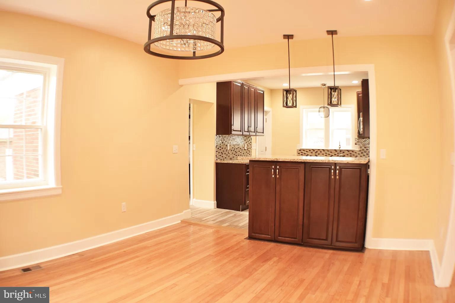 3611 Edgewood Road Baltimore, MD 21215 - Photo 9 of 33 Dining Room