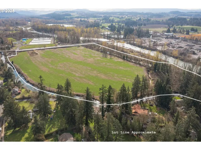 $1,600,000 | 215 South 1st Avenue, Stayton, OR 97383
