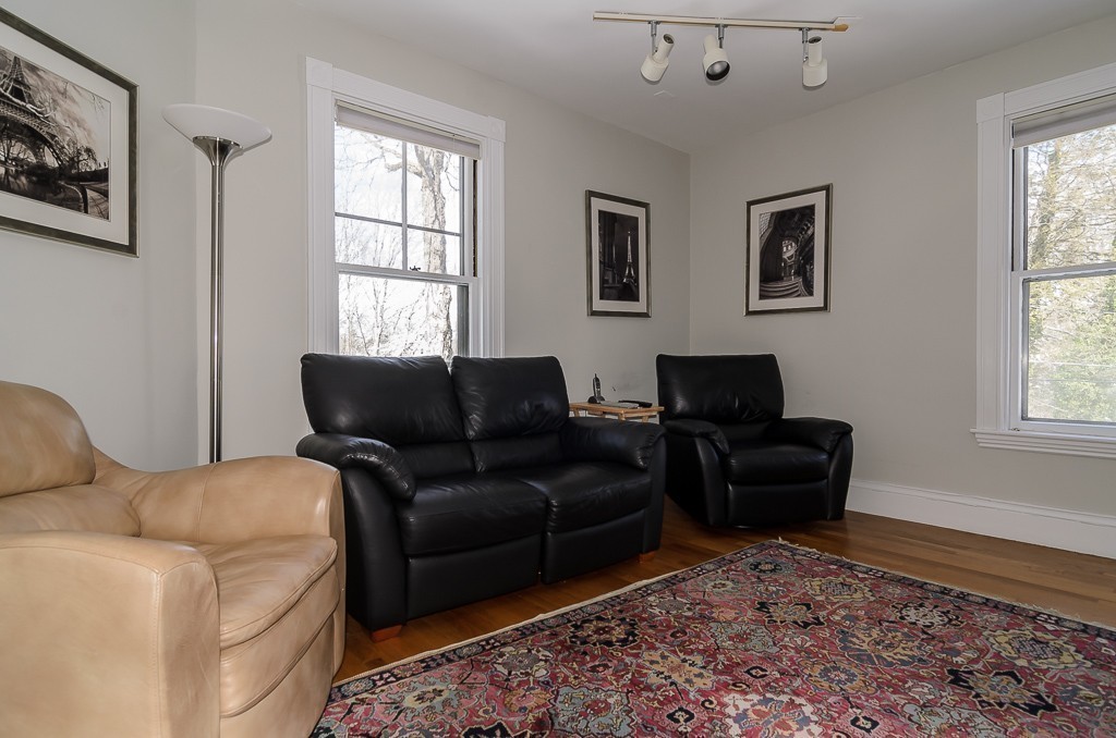 9 Cottage Street Wellesley, MA 02482 - Photo 12 of 22 Gallery Image 12