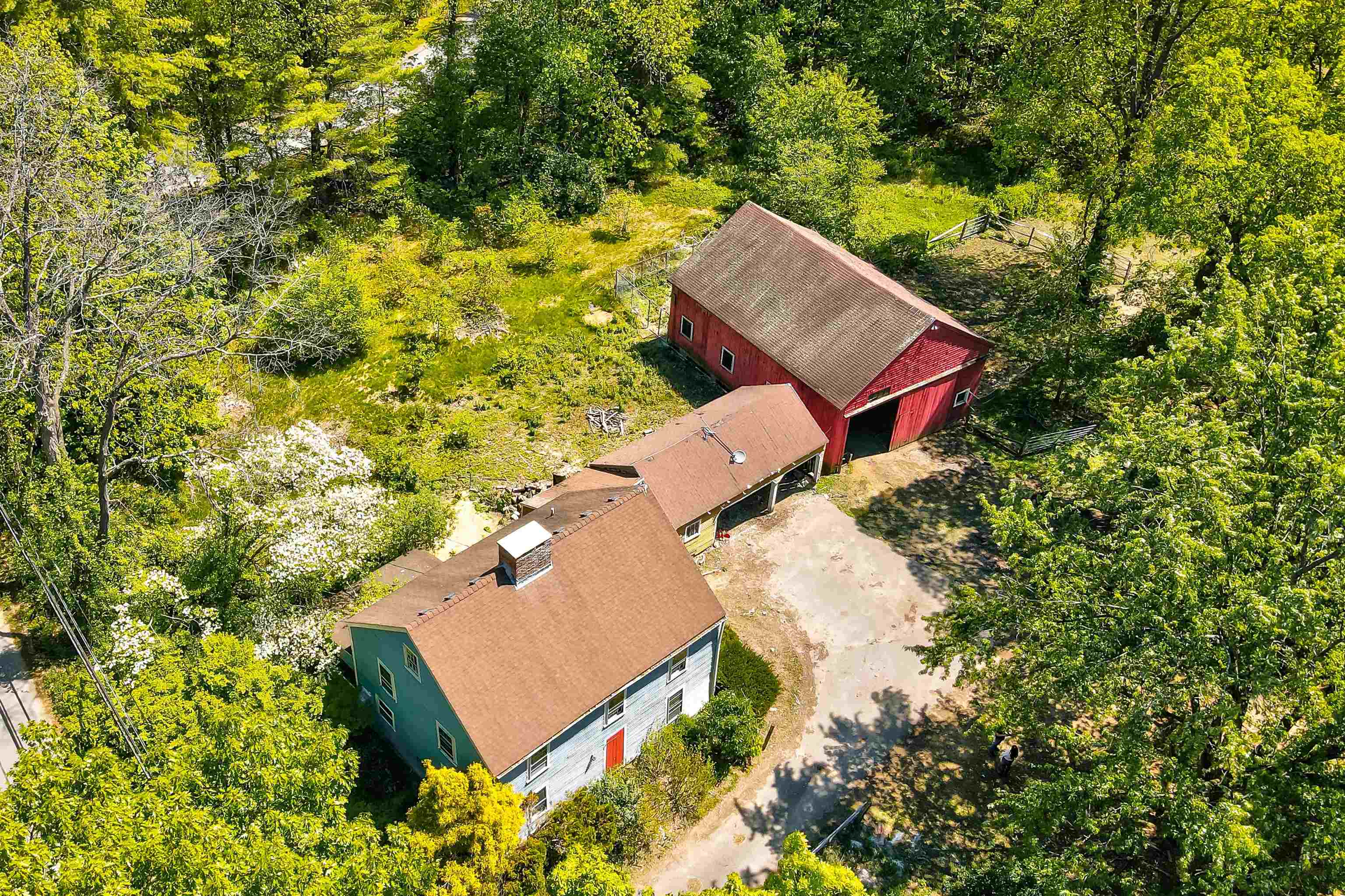 34 Smith Corner Road Newton, NH 03858 - Photo 1 of 34 Gallery Image 1