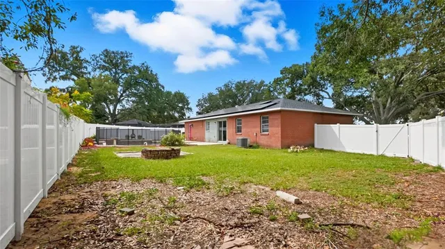 $349,500 | 1404 Shadow Creek Place, Brandon, FL 33510