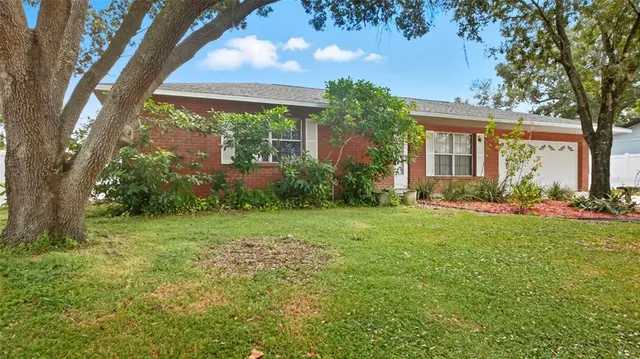 $349,500 | 1404 Shadow Creek Place, Brandon, FL 33510