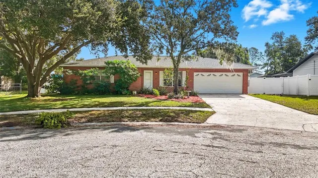 $349,500 | 1404 Shadow Creek Place, Brandon, FL 33510