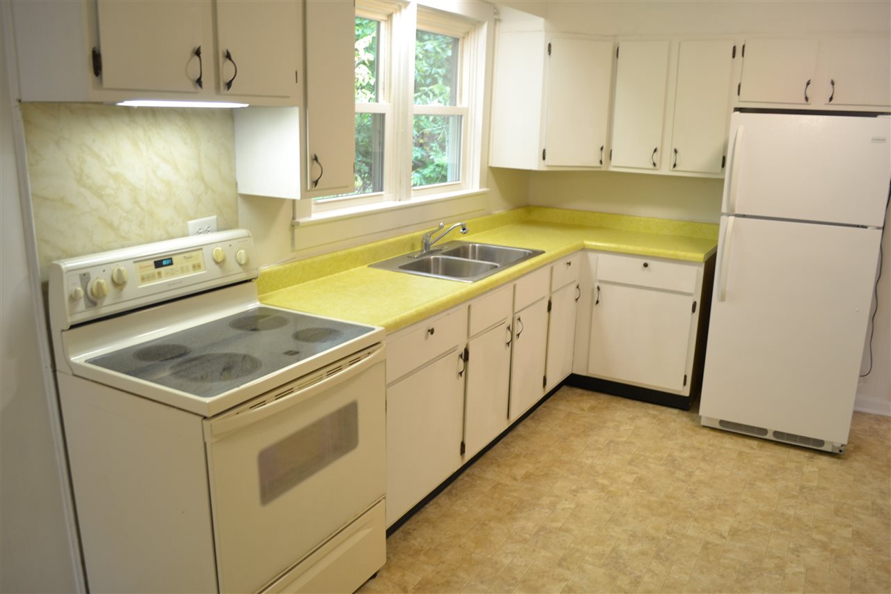 7875 West Elwren Road Bloomington, IN 47403 - Photo 5 of 18 Gallery Image 5