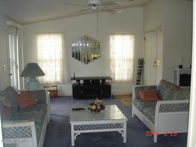 511 Leeward Way Calabash, NC 28467 - Photo 17 of 27 Sunny living room