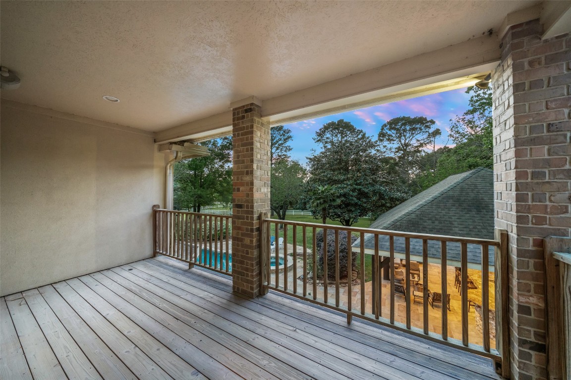 13222 Stonecrest Lane Conroe, TX 77302 - Photo 26 of 44 Upstairs balcony