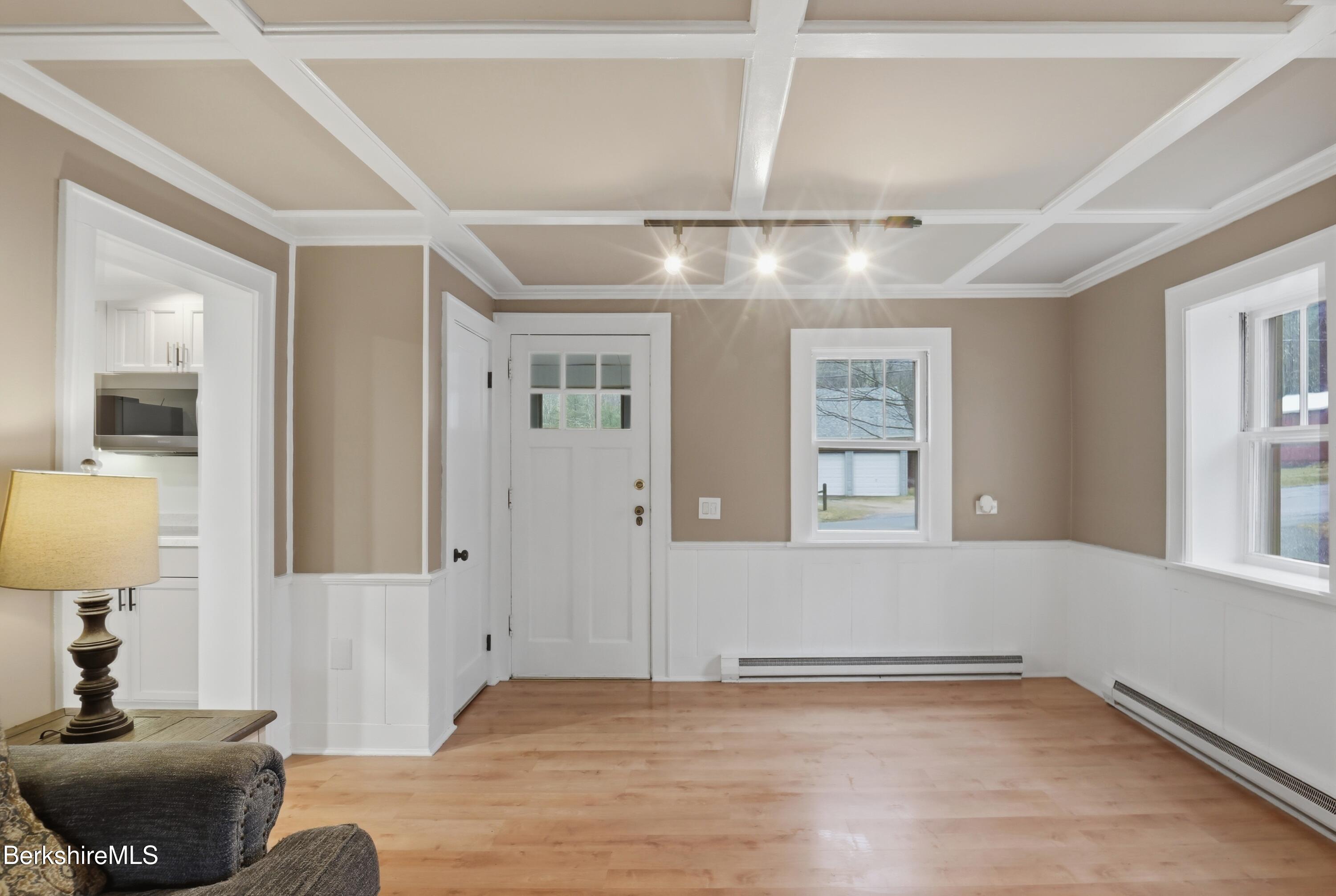 117 Norfolk Road New Marlborough, MA 01259 - Photo 19 of 59 Living Room