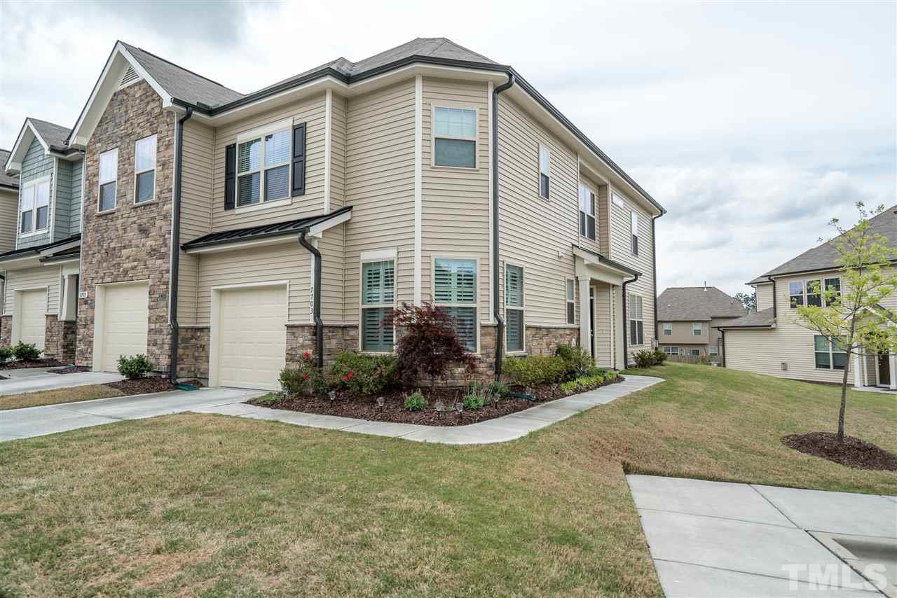 7703 Weathered Oak Way Raleigh, NC 27616 - Photo 1 of 25 Gallery Image 1