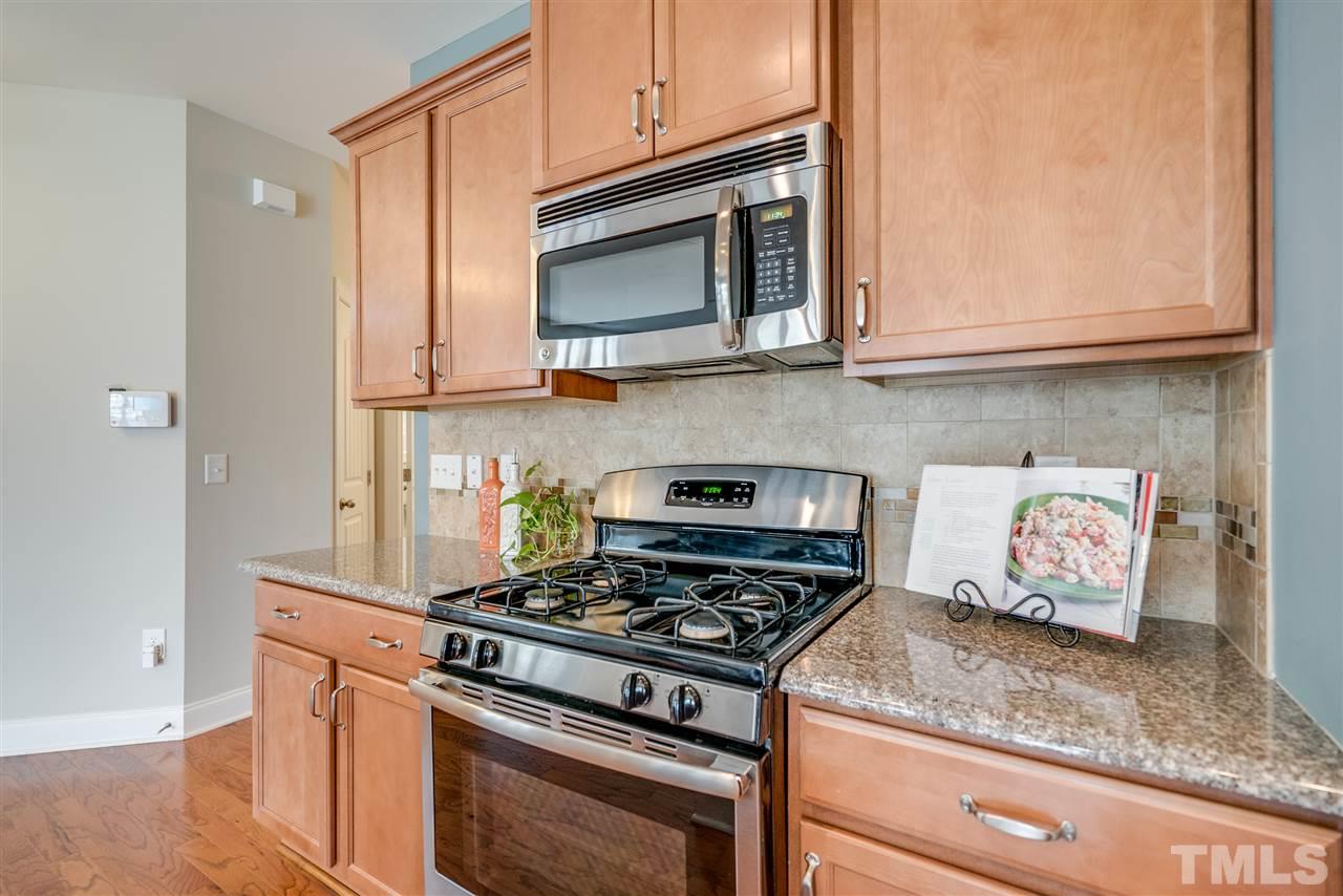 7703 Weathered Oak Way Raleigh, NC 27616 - Photo 8 of 25 Gallery Image 8