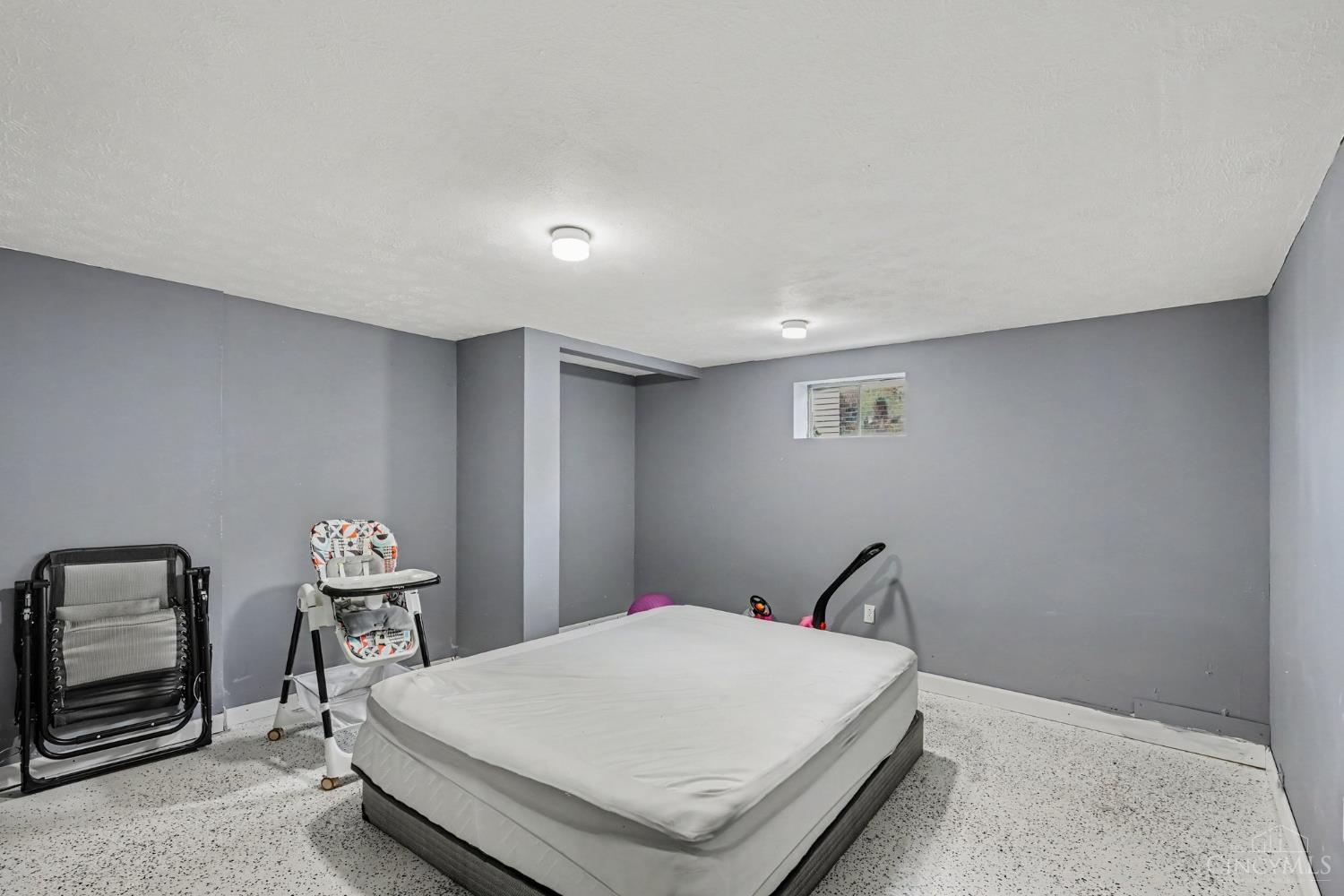 1727 John Gray Road Cincinnati, OH 45240 - Photo 19 of 23 Gallery Image 19