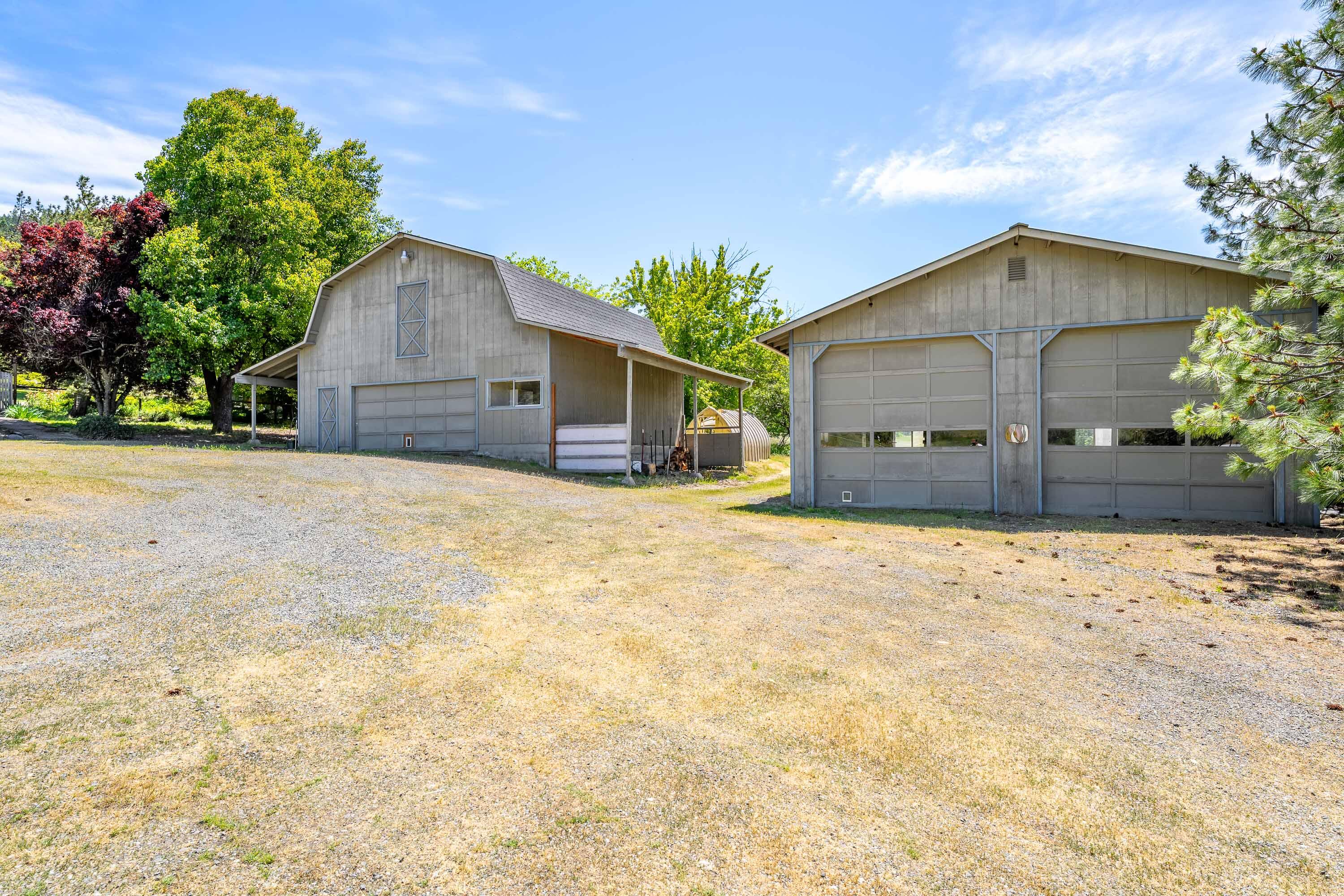 1247 Panther Gulch Road Williams, OR 97544 - Photo 38 of 57 Shop & Garage