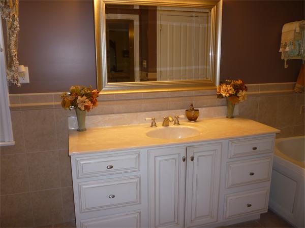 218 Rangeway Road, Unit 271 Billerica, MA 01862 - Photo 20 of 30 a bathroom with a sink and a mirror
