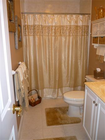 218 Rangeway Road, Unit 271 Billerica, MA 01862 - Photo 26 of 30 a bathroom with a sink toilet and shower