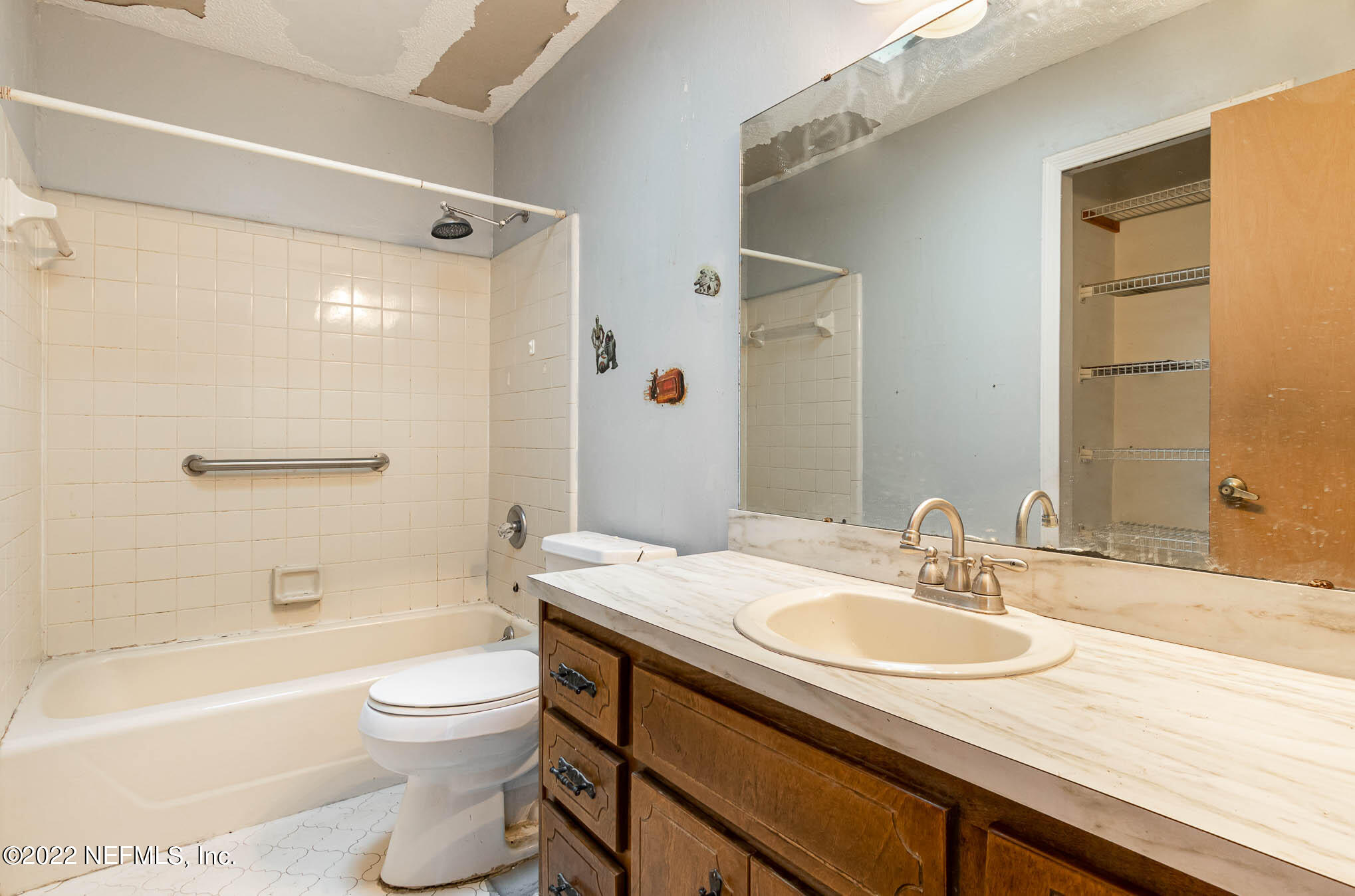 3533 North Ride Drive Jacksonville, FL 32223 - Photo 20 of 25 3533 N Ride Dr_37-Edit