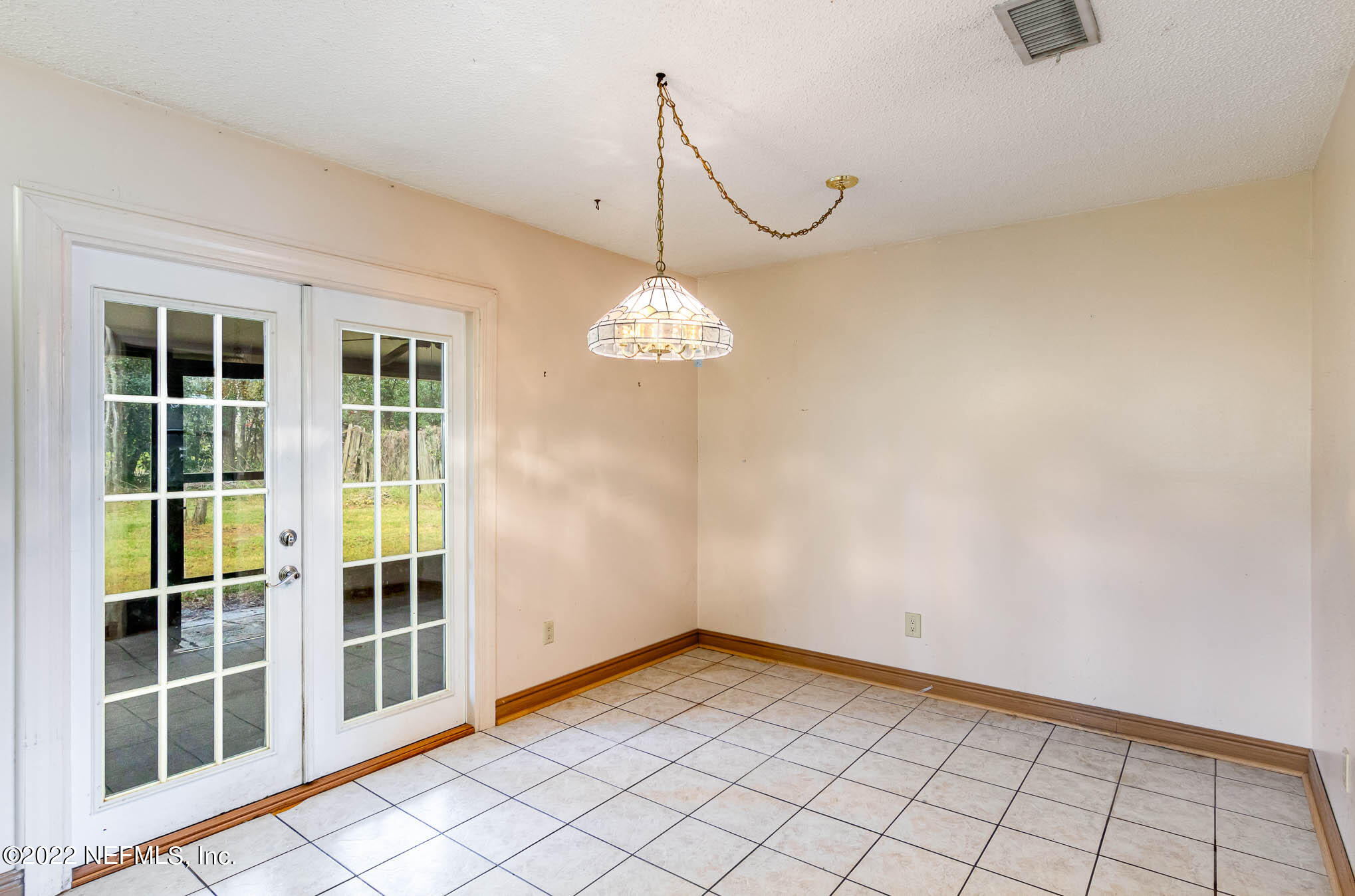 3533 North Ride Drive Jacksonville, FL 32223 - Photo 10 of 25 3533 N Ride Dr_12-Edit