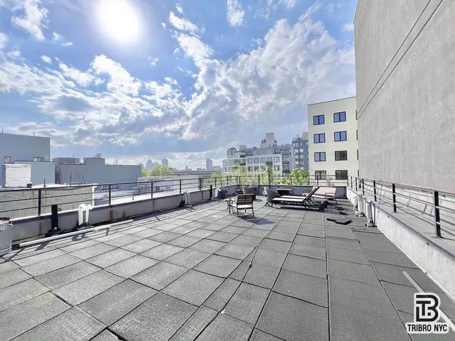 $6,700 | 447 Meeker Avenue, Unit 3L | Greenpoint